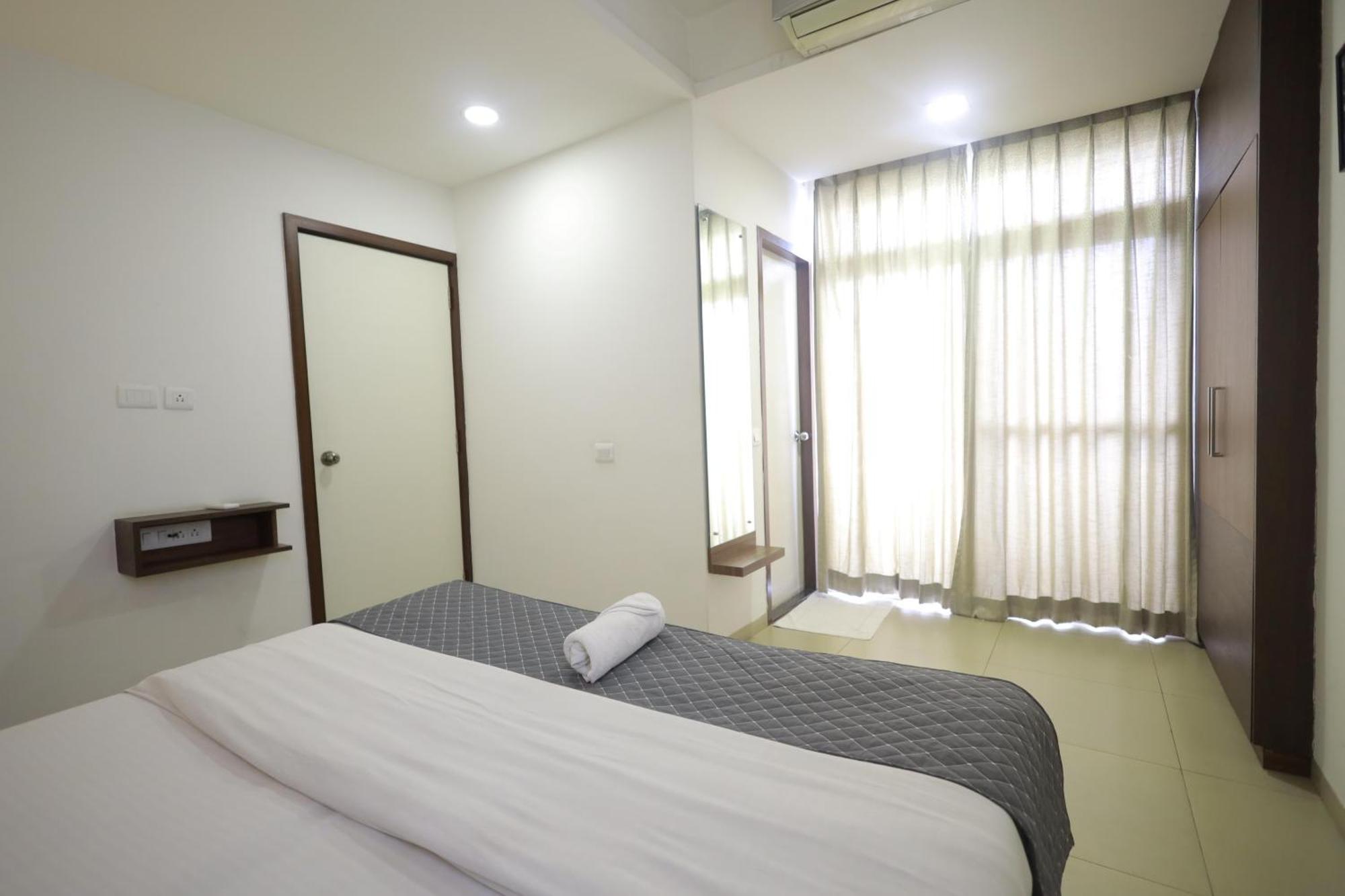 Ixora Suites Bengaluru Kültér fotó
