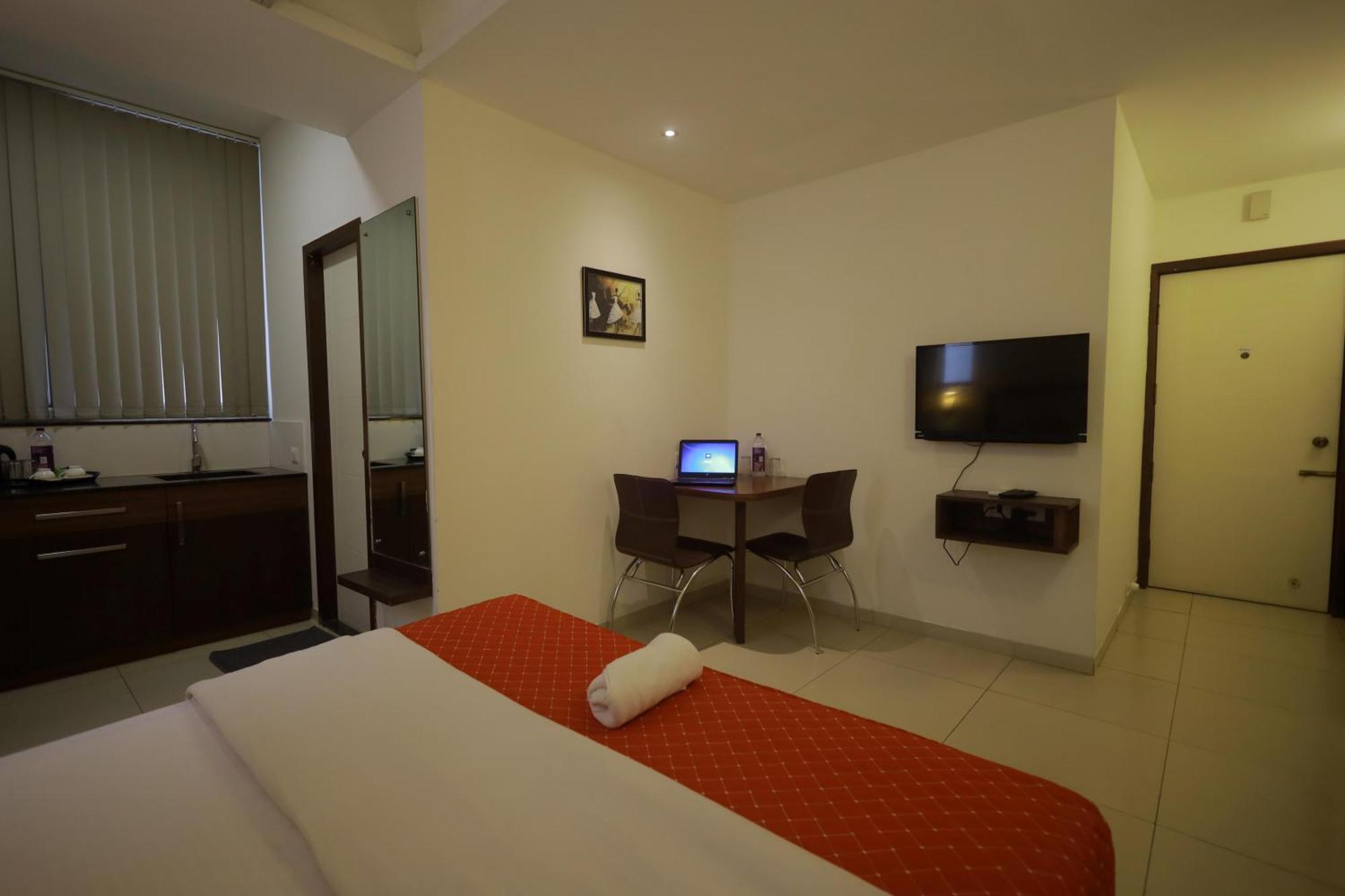 Ixora Suites Bengaluru Kültér fotó