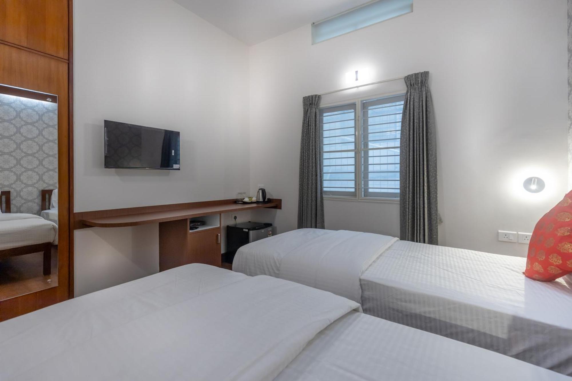 Ixora Suites Bengaluru Kültér fotó
